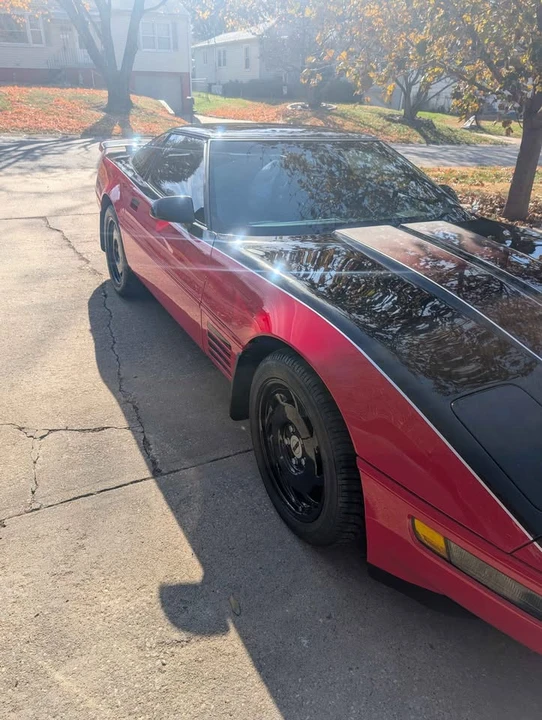 1991 Chevrolet Corvette C4 - Image 4 of 18