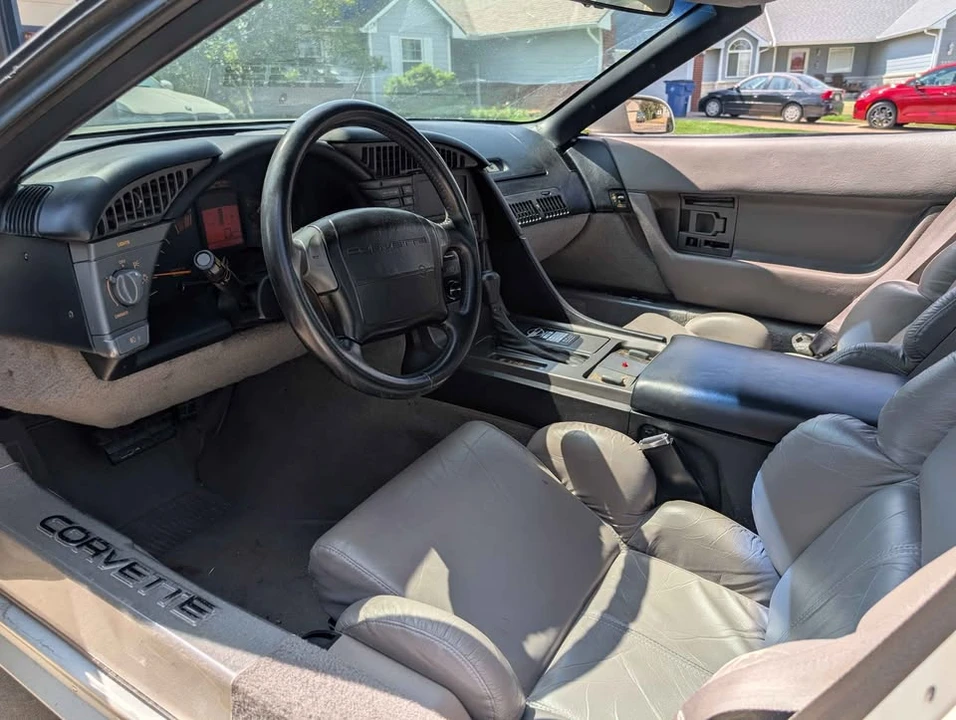 1991 Chevrolet Corvette C4 - Image 4 of 6