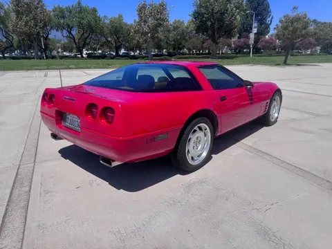 1991 Chevrolet Corvette C4 - Image 4 of 17