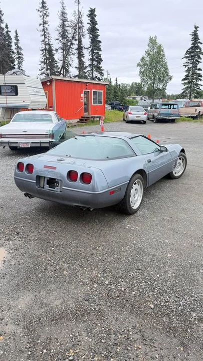 1991 Chevrolet Corvette C4 - Image 6 of 9