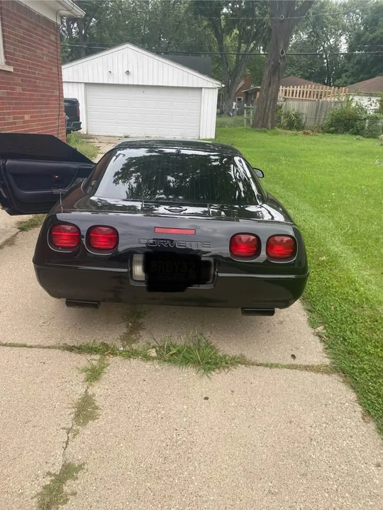 1991 Chevrolet Corvette C4 - Image 5 of 9