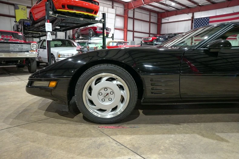 1991 Chevrolet Corvette C4 - Image 4 of 31