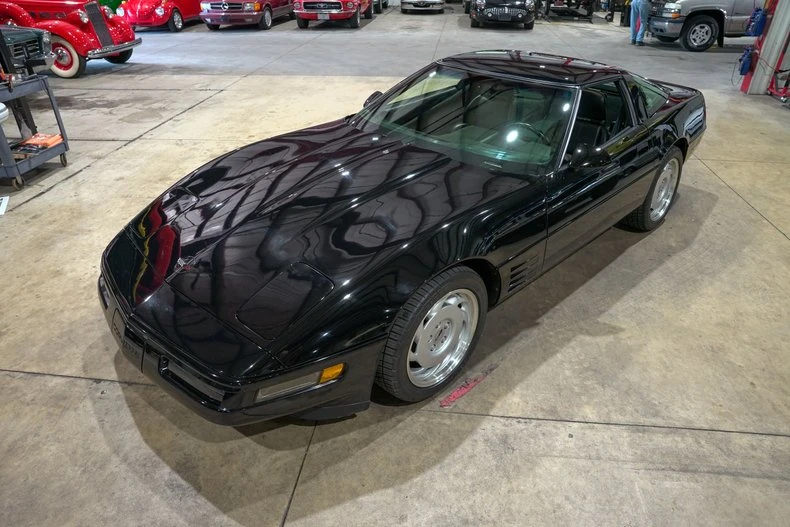 1991 Chevrolet Corvette C4 - Image 16 of 31
