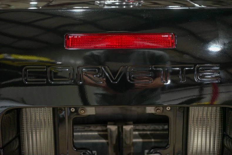 1991 Chevrolet Corvette C4 - Image 25 of 31