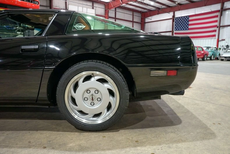 1991 Chevrolet Corvette C4 - Image 6 of 31