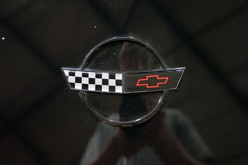 1991 Chevrolet Corvette C4 - Image 22 of 31