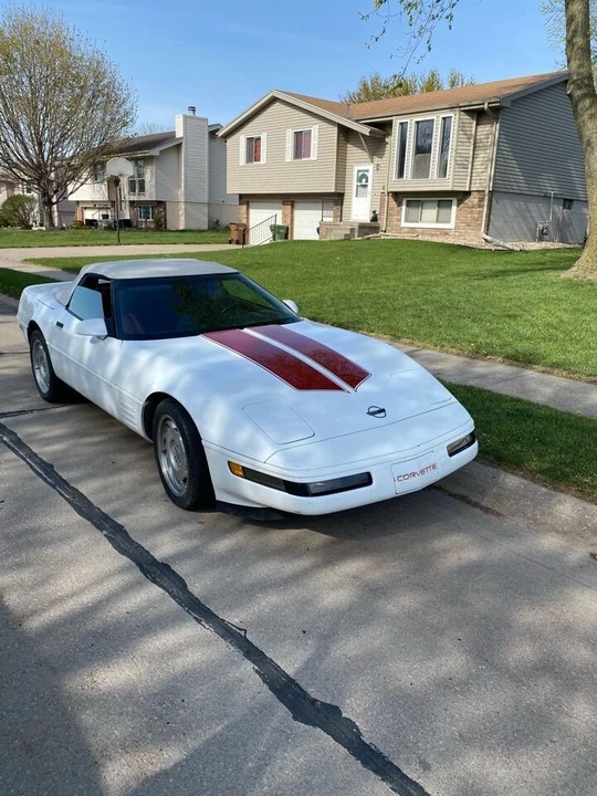 1991 Chevrolet Corvette C4 - Image 2 of 20