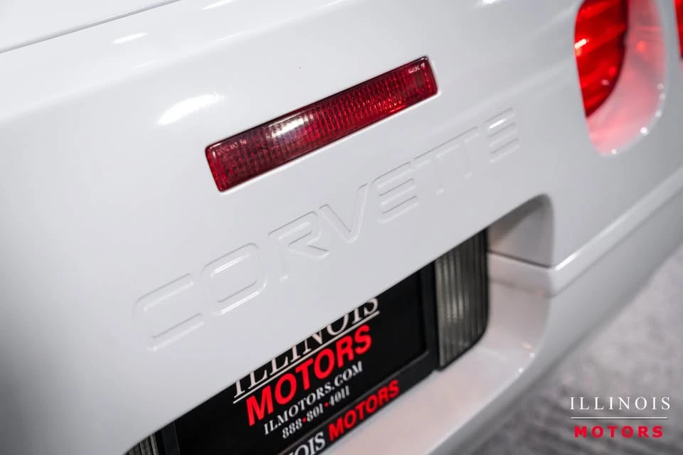 1991 Chevrolet Corvette C4 - Image 13 of 20