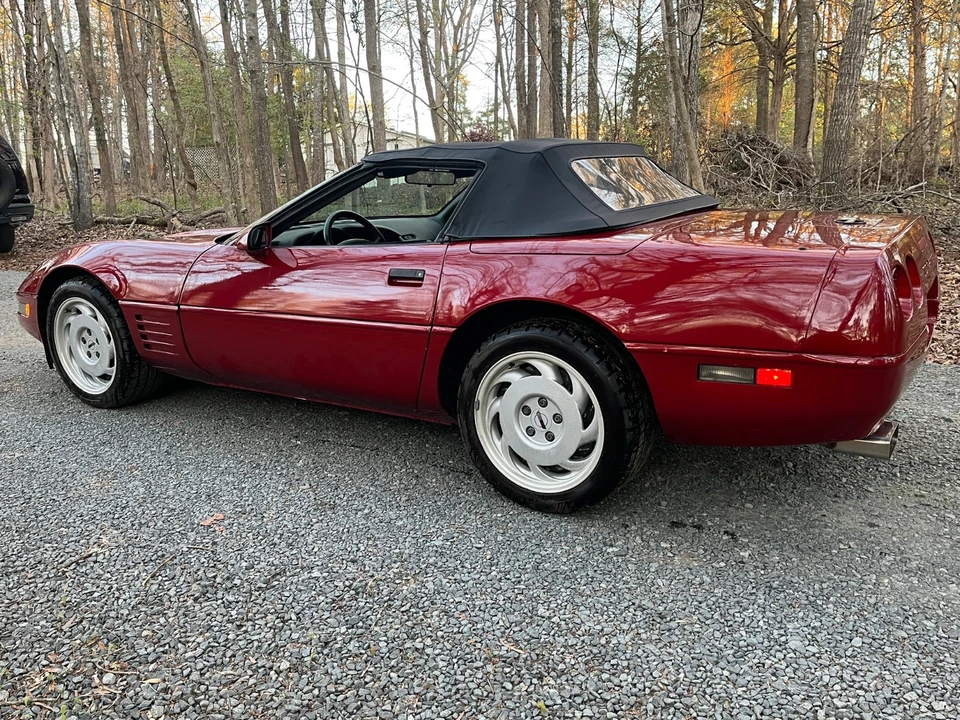 1991 Chevrolet Corvette C4 - Image 21 of 28