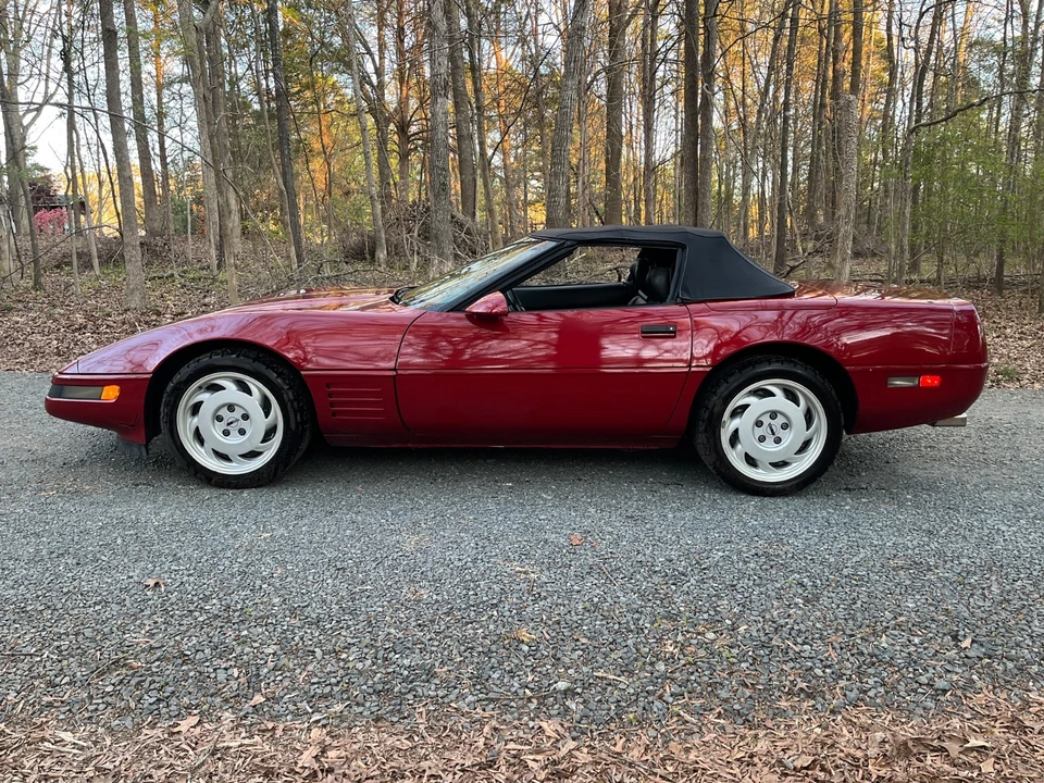 1991 Chevrolet Corvette C4 - Image 12 of 28