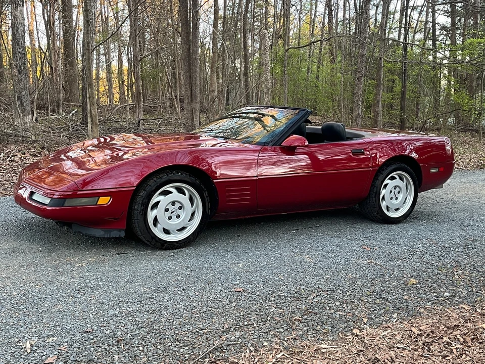 1991 Chevrolet Corvette C4 - Image 2 of 28
