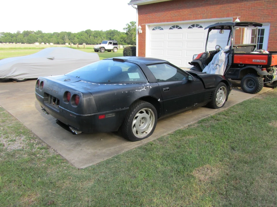 1991 Chevrolet Corvette C4 ZR1 - Image 2 of 23