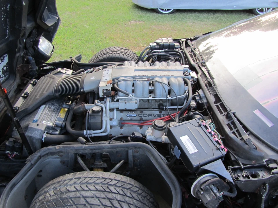 1991 Chevrolet Corvette C4 ZR1 - Image 15 of 23