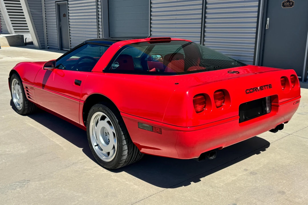 1991 Chevrolet Corvette C4 ZR1 - Image 4 of 21