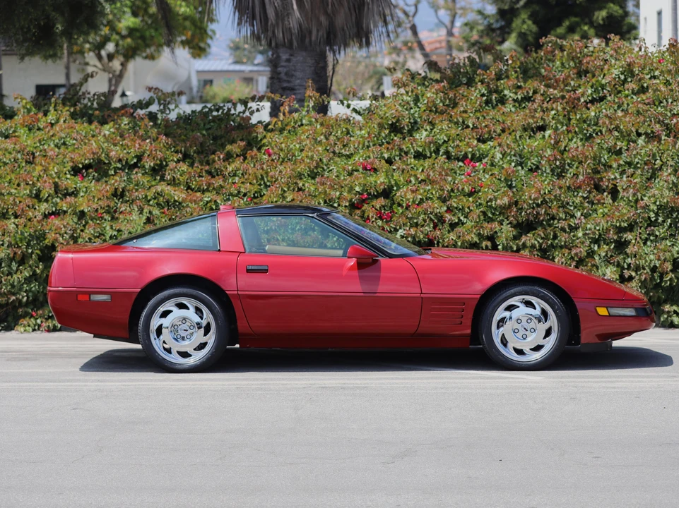 1991 Chevrolet Corvette C4 ZR1 - Image 25 of 31