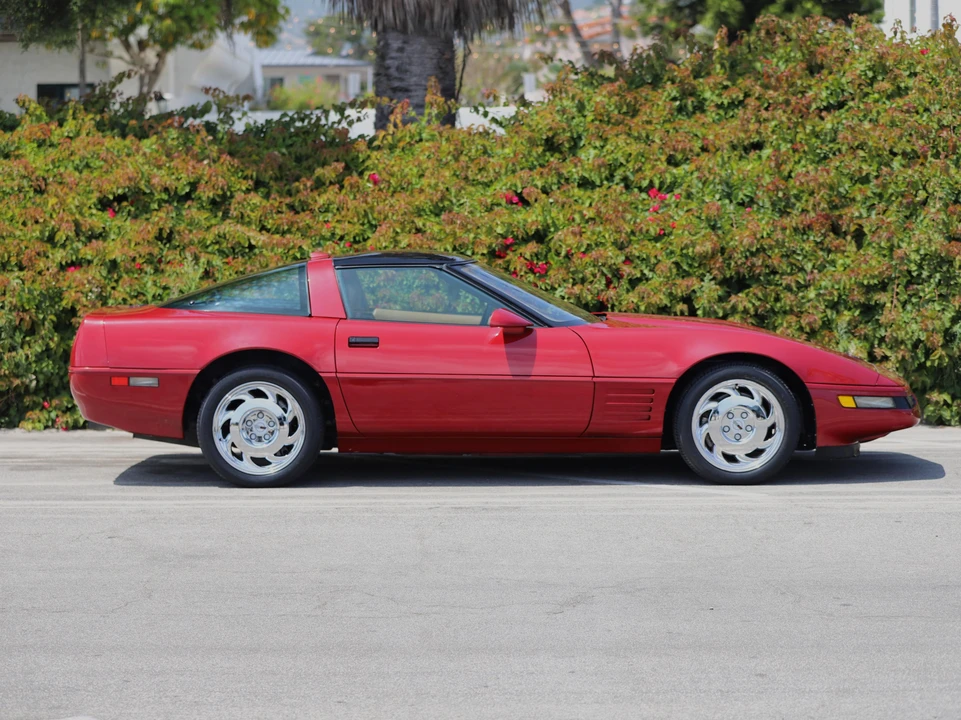 1991 Chevrolet Corvette C4 ZR1 - Image 24 of 31