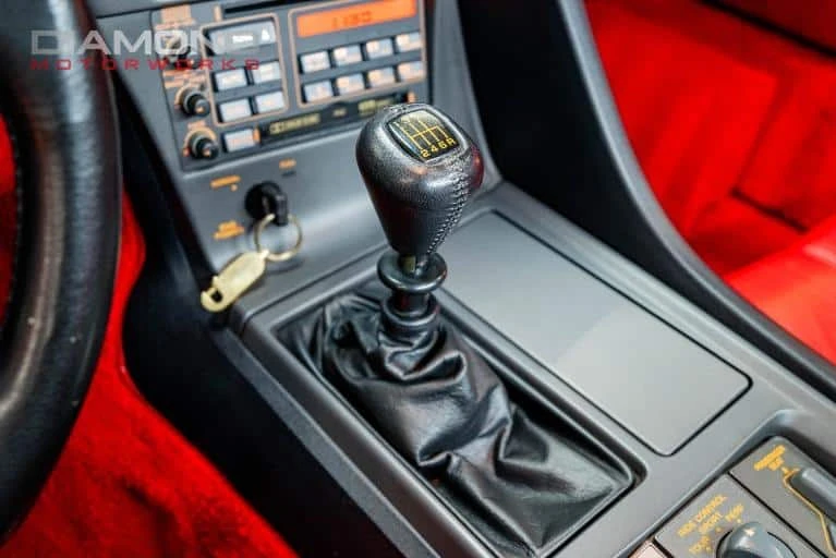1991 Chevrolet Corvette C4 ZR1 - Image 10 of 23