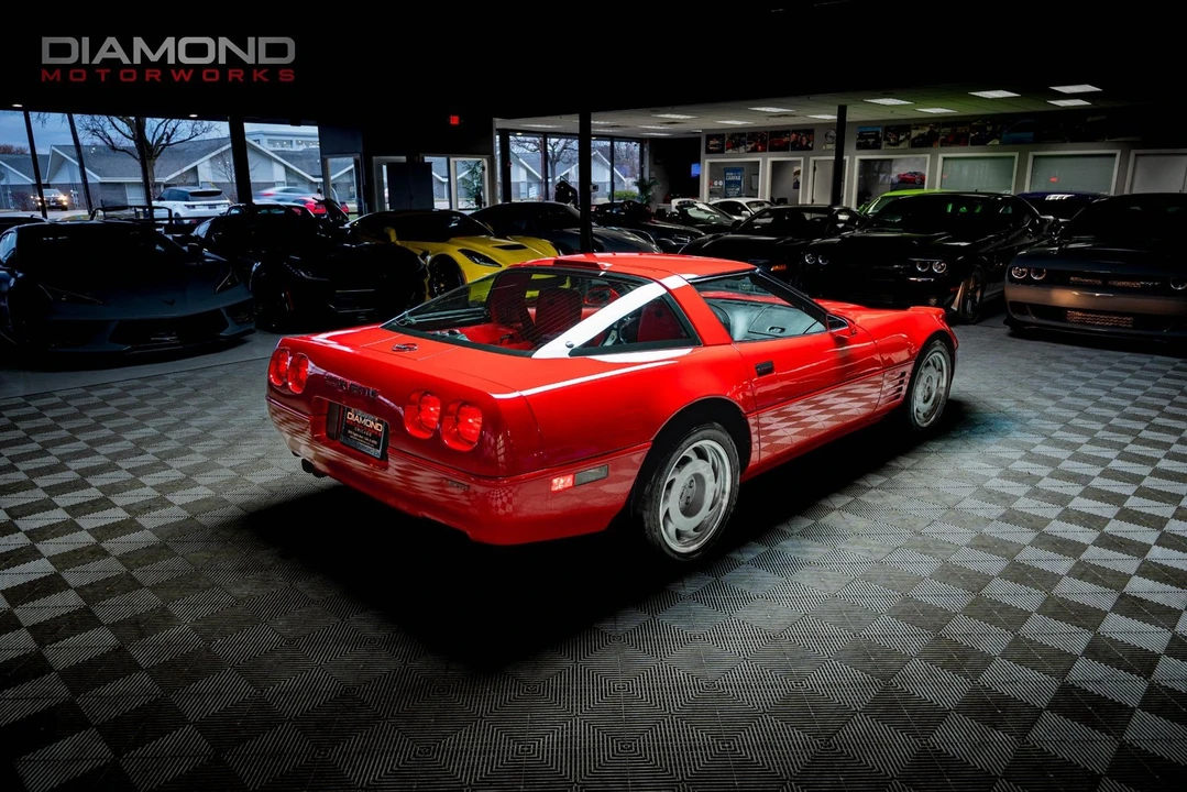 1991 Chevrolet Corvette C4 ZR1 - Image 4 of 12