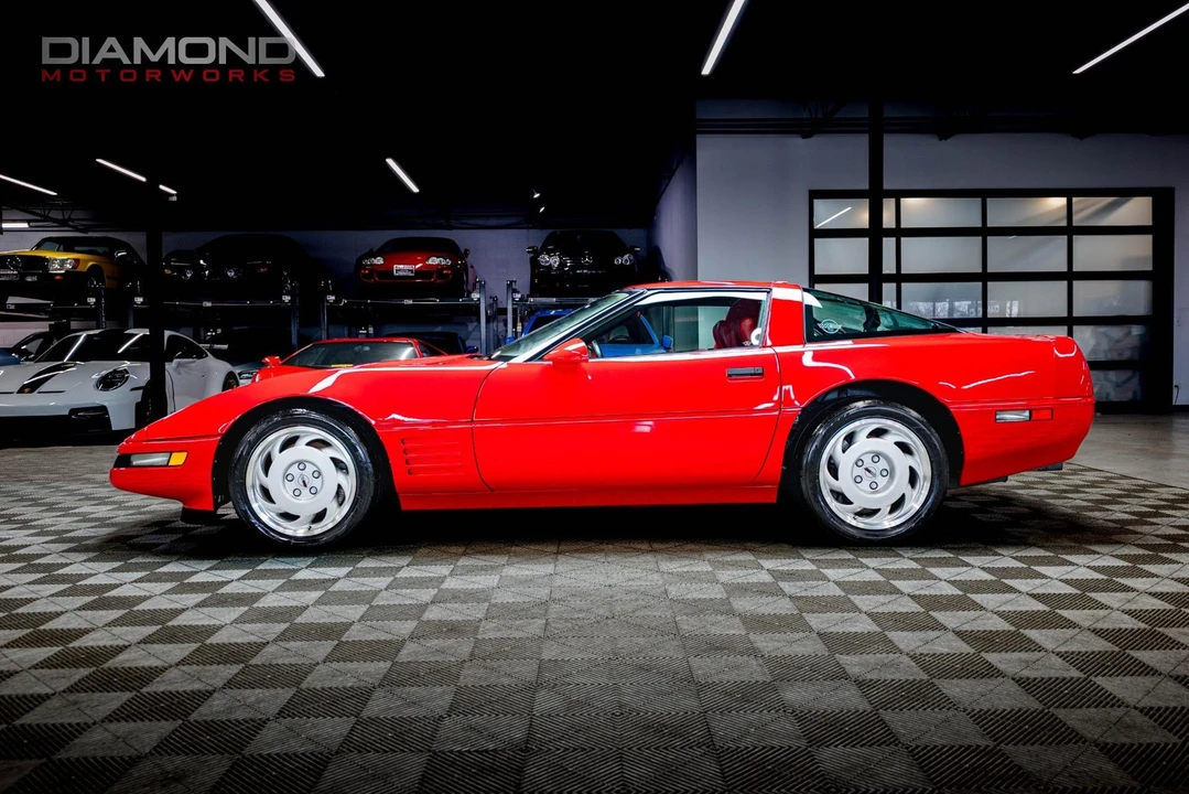 1991 Chevrolet Corvette C4 ZR1 - Image 11 of 12