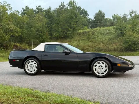 1991 Chevrolet Corvette C4 - Image 4 of 18