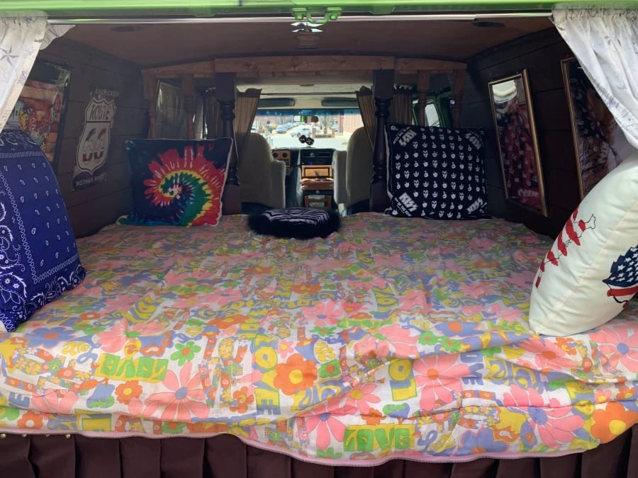 1991 Chevrolet G-Series Van - Image 9 of 12