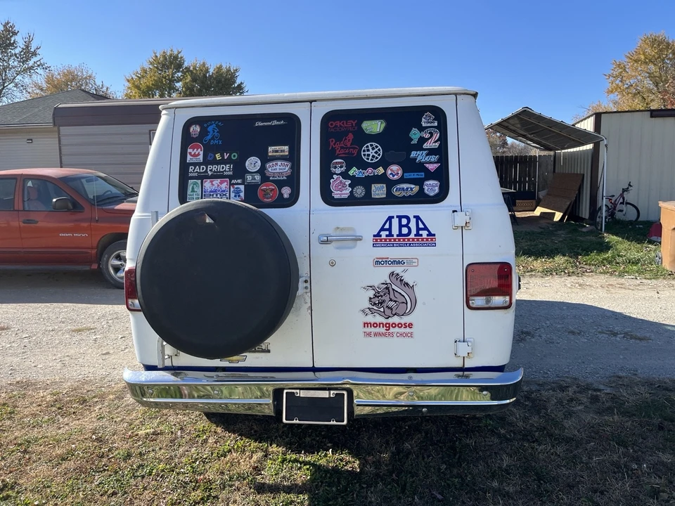 1991 Chevrolet G-Series Van - Image 4 of 16