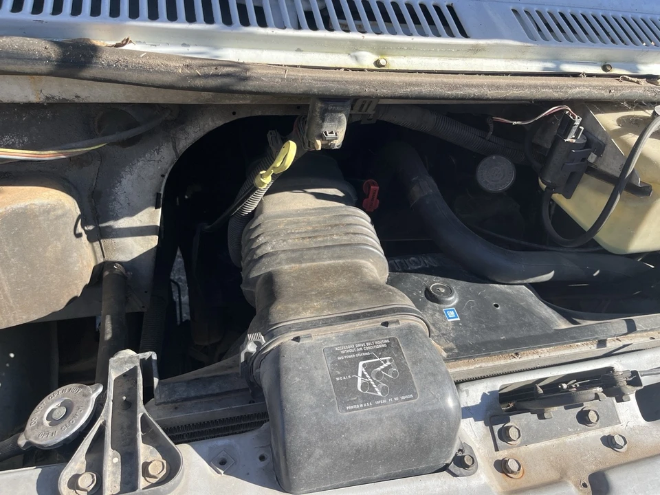 1991 Chevrolet G-Series Van - Image 10 of 16