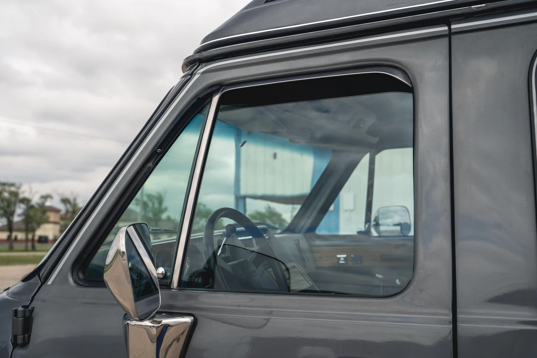 1991 Chevrolet G-Series Van - Image 29 of 31