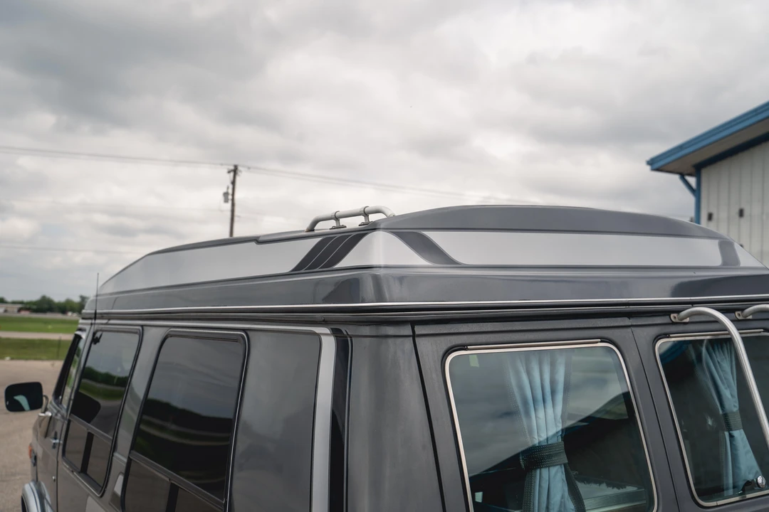 1991 Chevrolet G-Series Van - Image 18 of 31