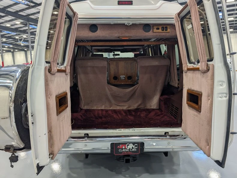 1991 Chevrolet G-Series Van - Image 18 of 21