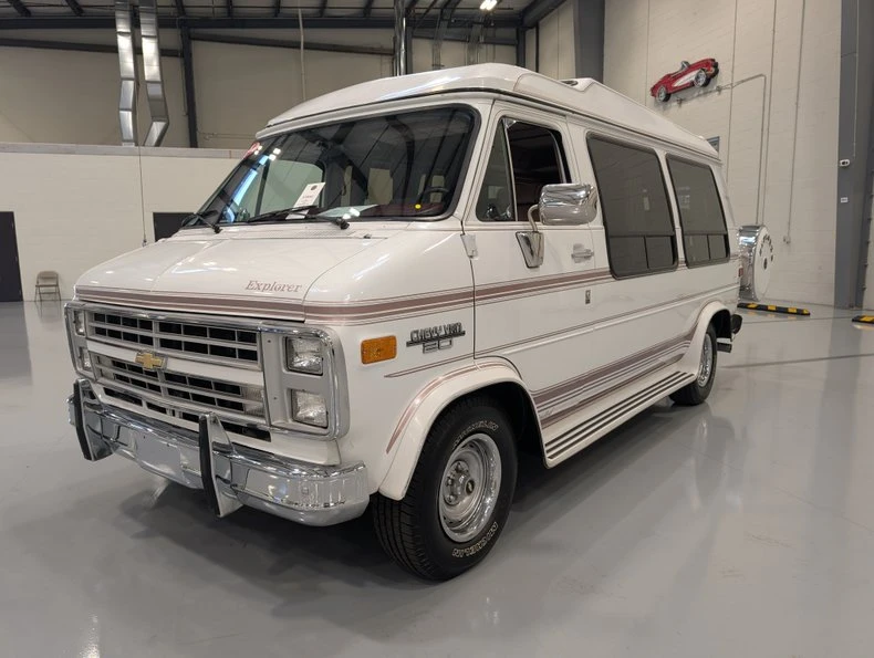 1991 Chevrolet G-Series Van - Image 5 of 21