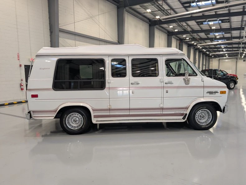 1991 Chevrolet G-Series Van - Image 7 of 21