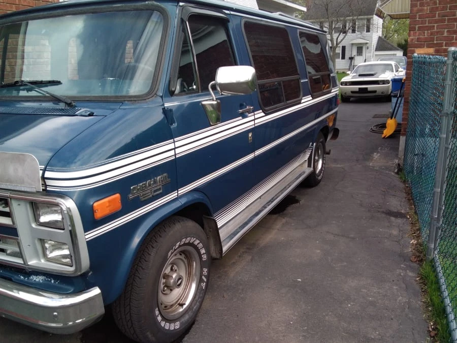 1991 Chevrolet G-Series Van - Image 4 of 7