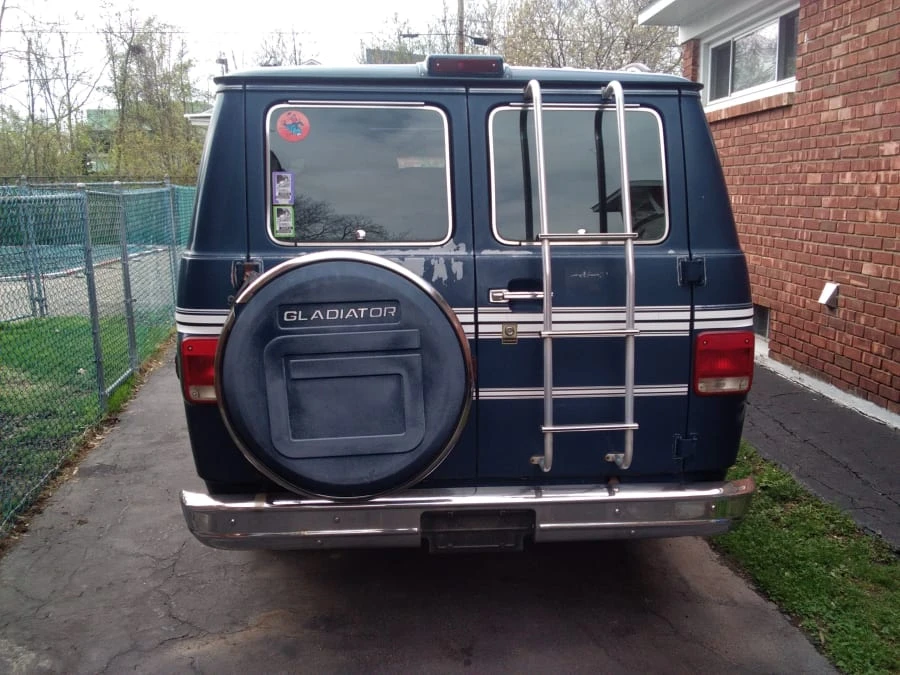 1991 Chevrolet G-Series Van - Image 3 of 7