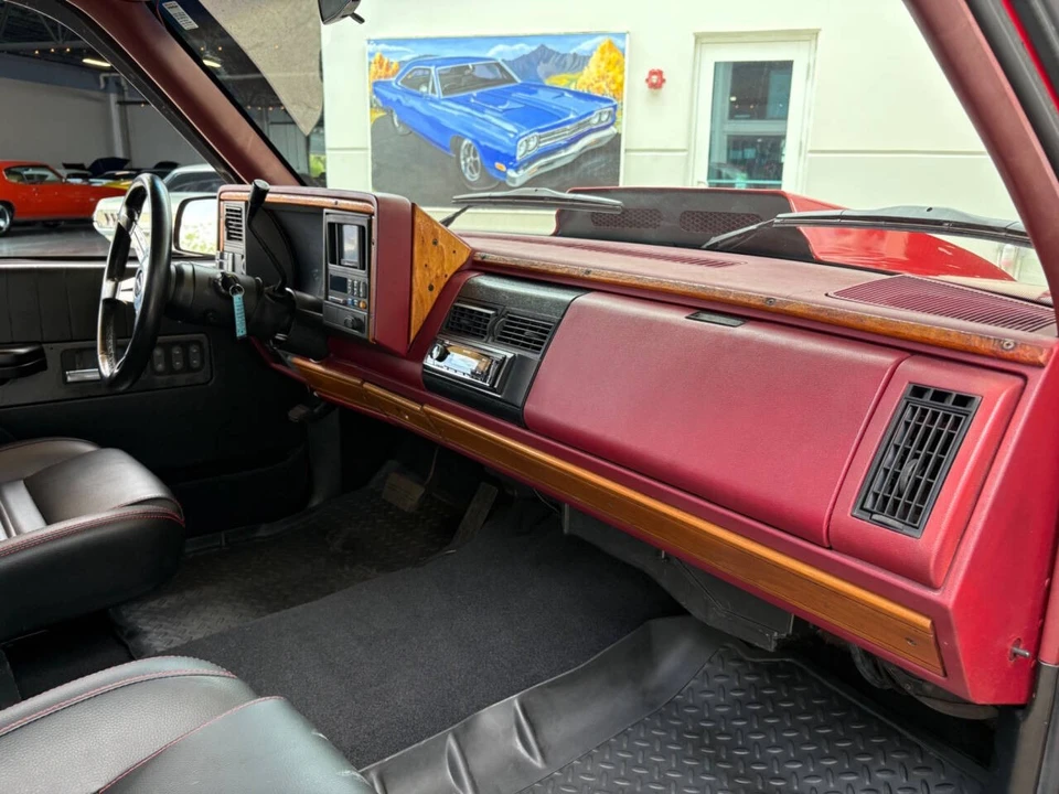 1991 Chevrolet - Image 29 of 31