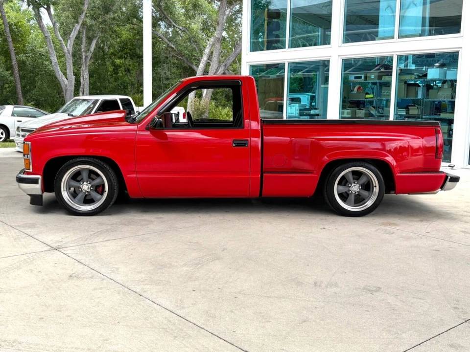 1991 Chevrolet - Image 10 of 31
