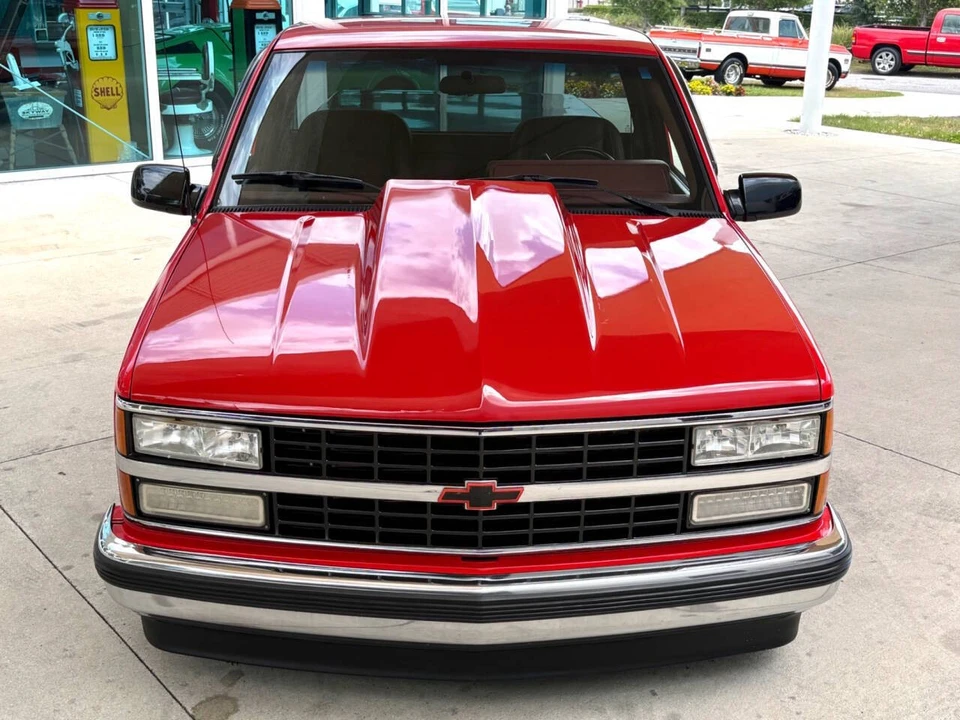 1991 Chevrolet - Image 3 of 31