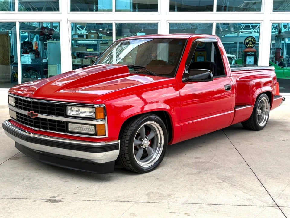1991 Chevrolet - Image 11 of 31