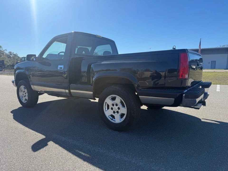 1991 Chevrolet C/K 4th Gen - Image 2 of 21