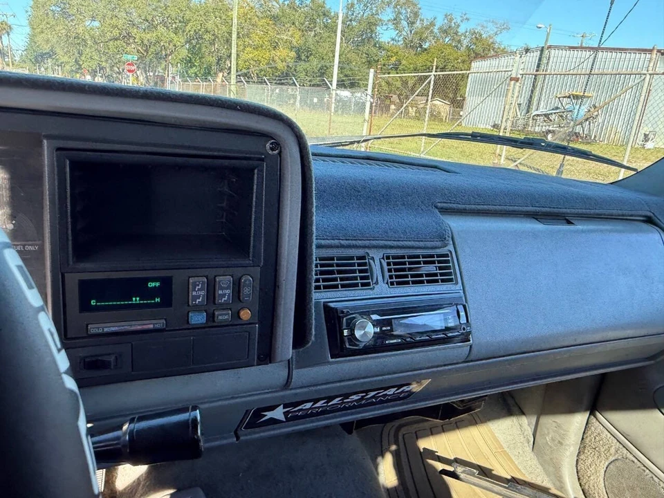 1991 Chevrolet C/K 4th Gen - Image 22 of 31
