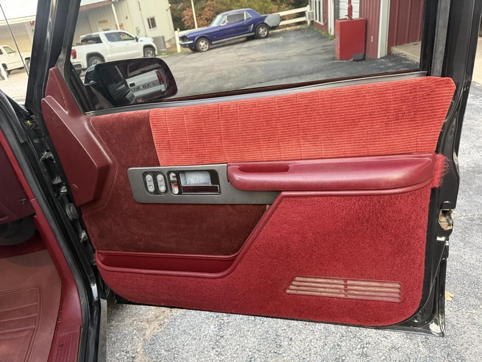 1991 Chevrolet C/K 4th Gen - Image 12 of 31