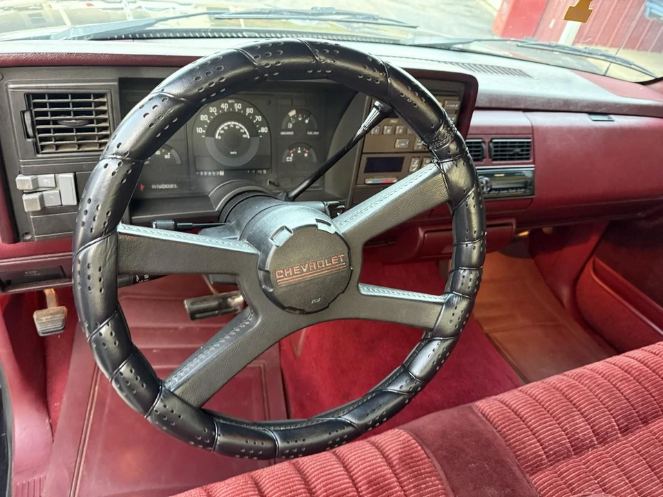 1991 Chevrolet C/K 4th Gen - Image 20 of 31