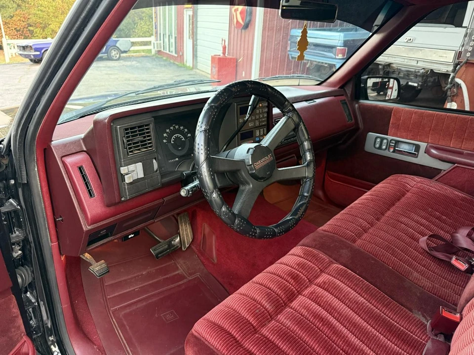 1991 Chevrolet C/K 4th Gen - Image 13 of 31