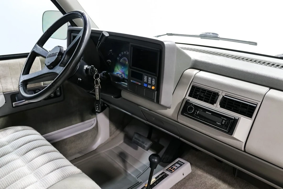 1991 Chevrolet C/K 4th Gen - Image 16 of 21