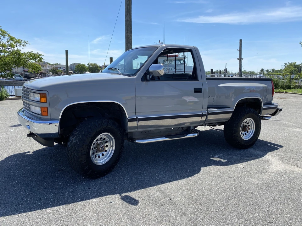1991 Chevrolet C/K 4th Gen - Image 18 of 31