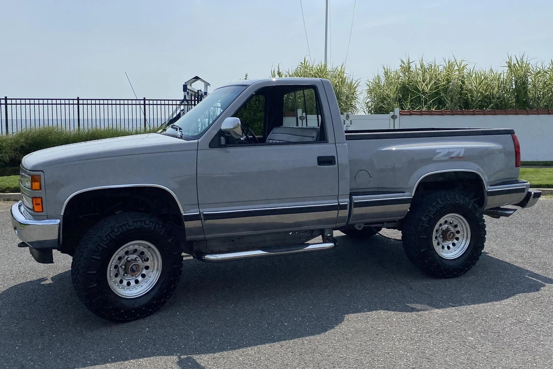 1991 Chevrolet C/K 4th Gen - Image 3 of 31