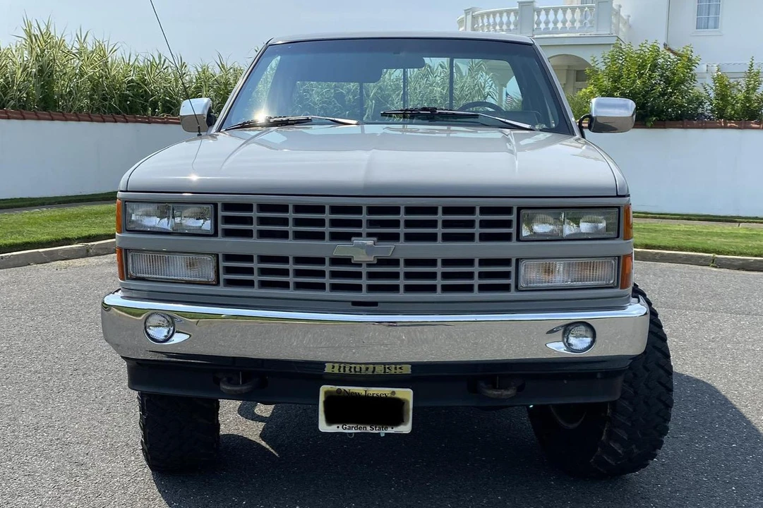 1991 Chevrolet C/K 4th Gen - Image 2 of 31