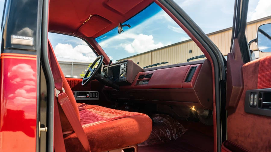 1991 Chevrolet C/K 4th Gen - Image 5 of 12