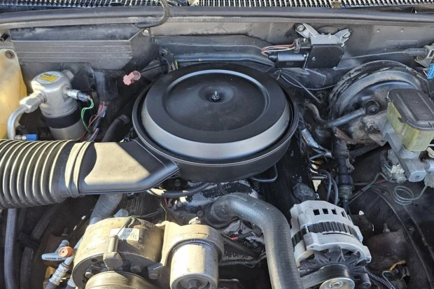 1991 Chevrolet C/K 4th Gen - Image 6 of 7