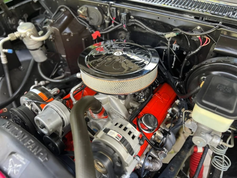 1991 Chevrolet K5 Blazer 2nd Gen - Image 19 of 23